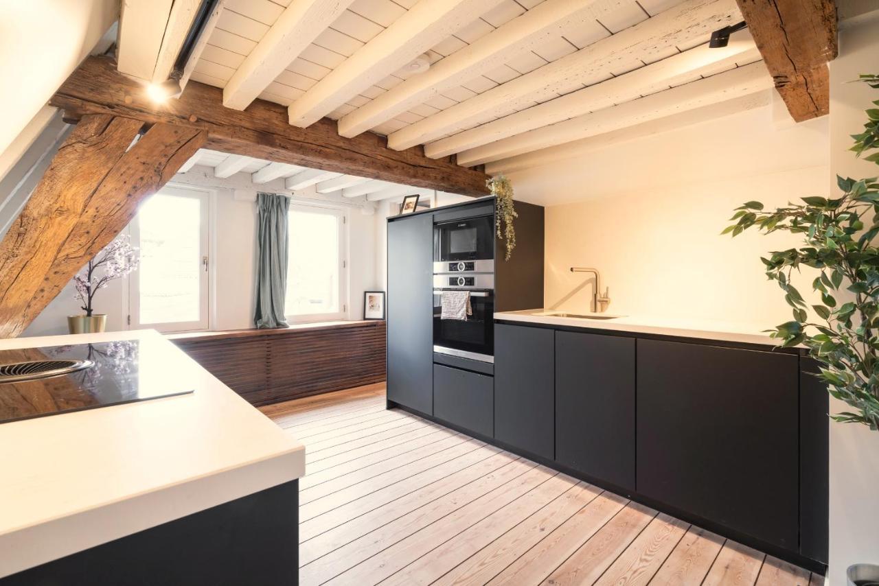 The Hendrik Square Apartments アントウェルペン エクステリア 写真