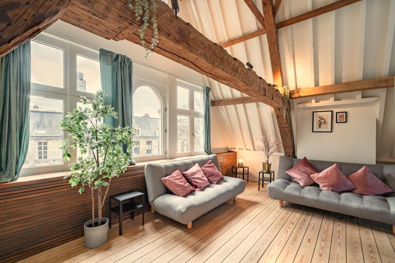 The Hendrik Square Apartments アントウェルペン エクステリア 写真
