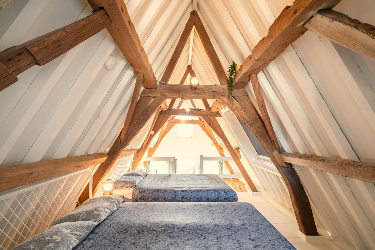 The Hendrik Square Apartments アントウェルペン エクステリア 写真